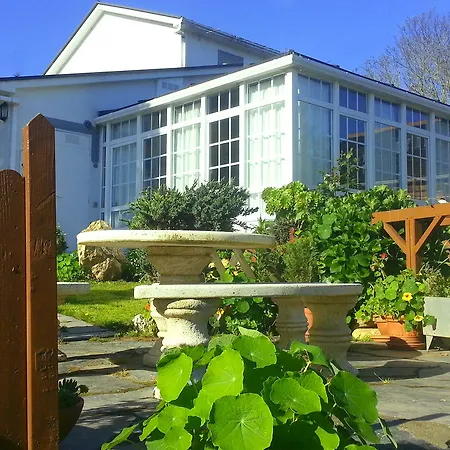 Casa Elena 2*
