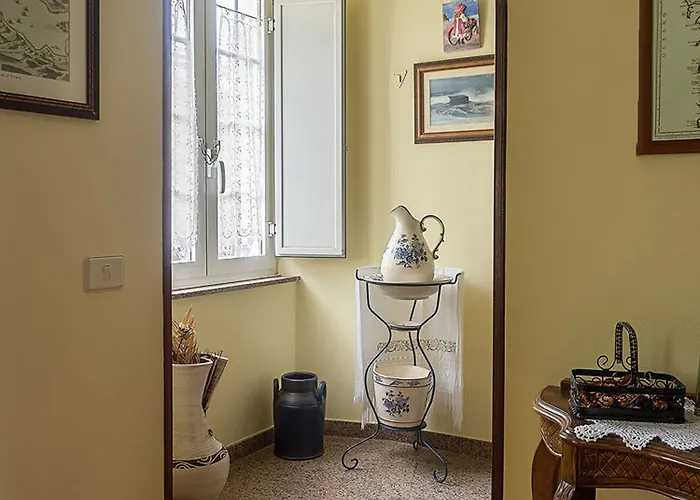 Casa Elena بيت ضيافة Foro